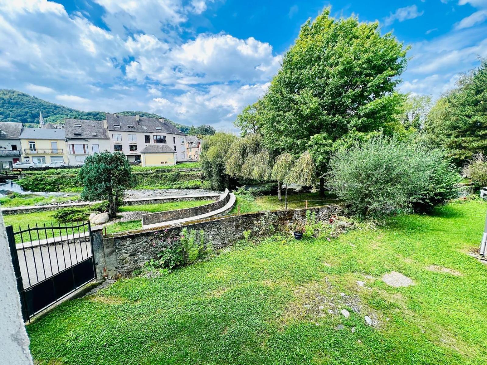 Appartamento Le Reflet Des Pyrenees Bagnères-de-Bigorre Esterno foto